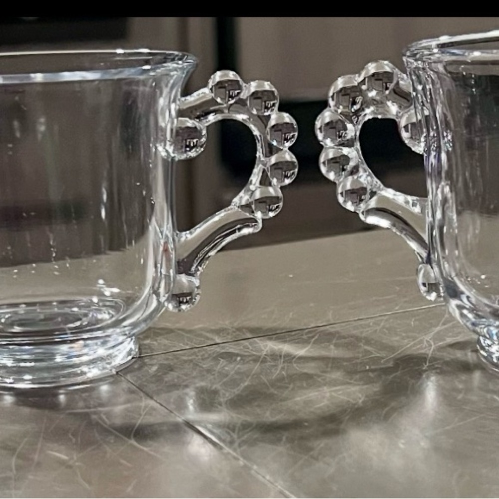 Elegant Vintage Imperial Glass
Candlewick Open Sugar and Creamer Set